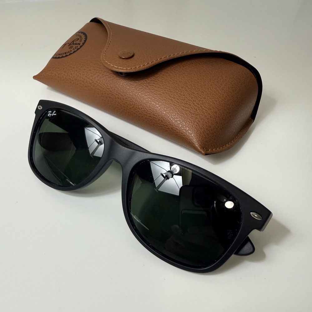 Ray-Ban RB2132 New Wayfarer Sunglasses Mens 55mm Black Green Tinted Square
